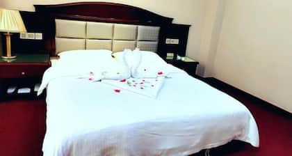 Gangu Hotel