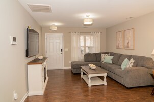 Televisión de pantalla plana, chimenea