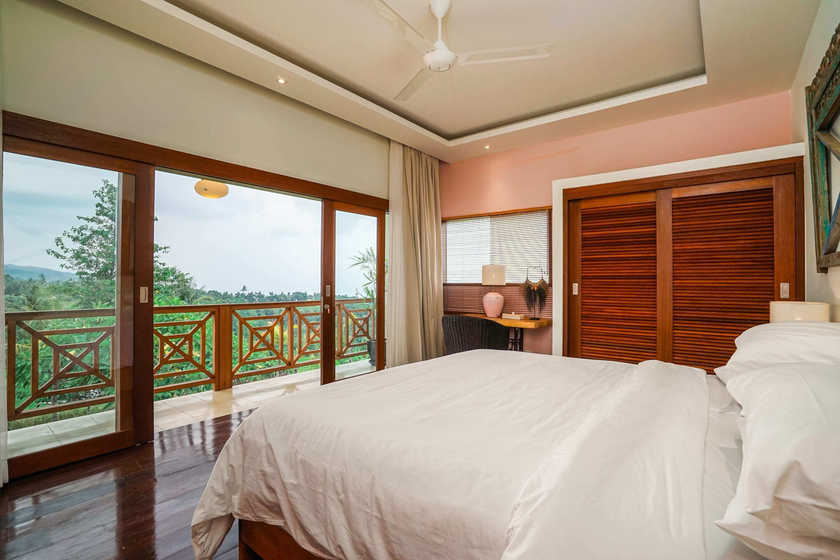 Photo - Villa Ravenala, Sumptuous 5BR Luxury Villa 10min away from Lovina in the North of Bali