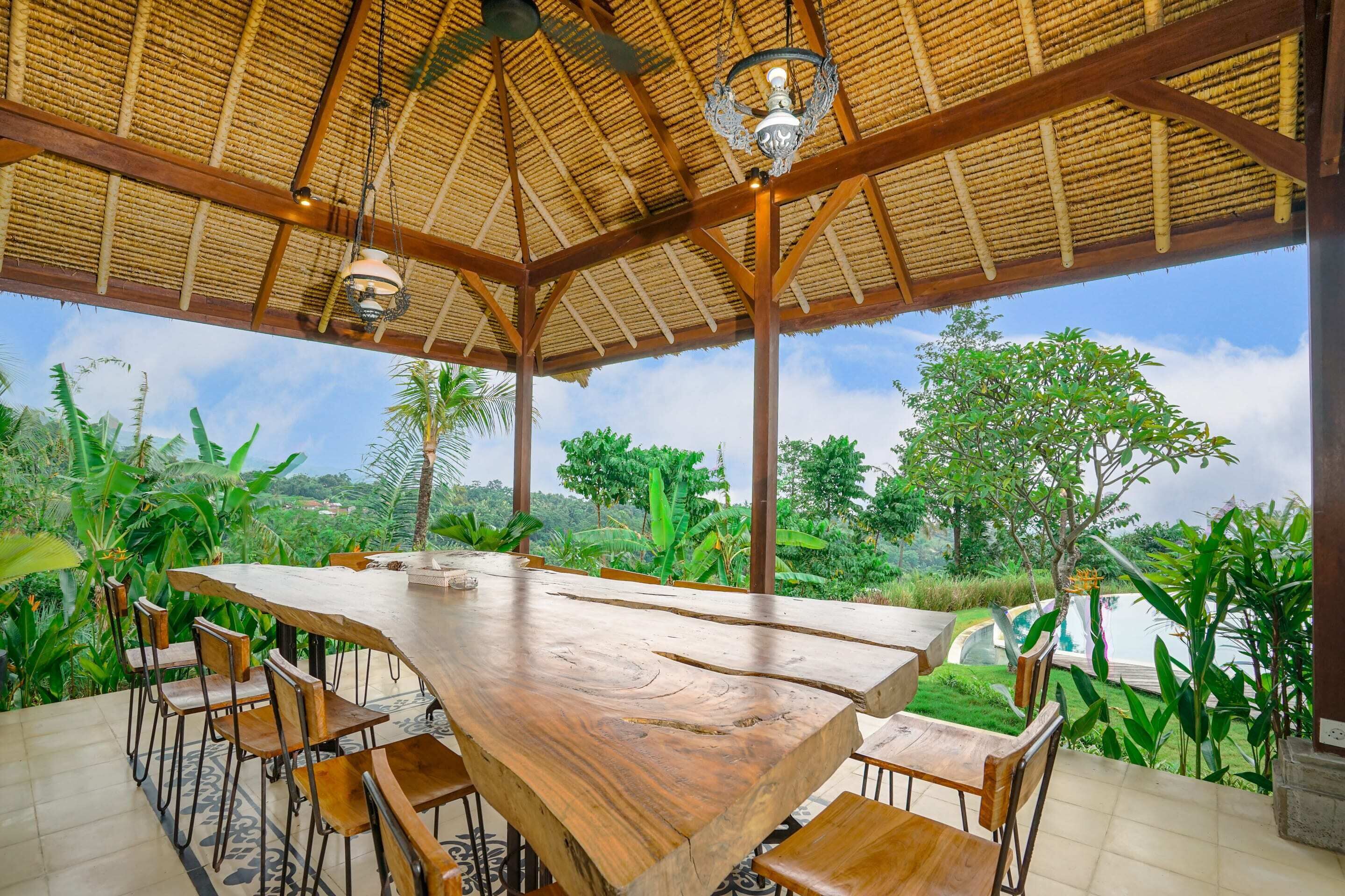 Photo - Villa Ravenala, Sumptuous 5BR Luxury Villa 10min away from Lovina in the North of Bali