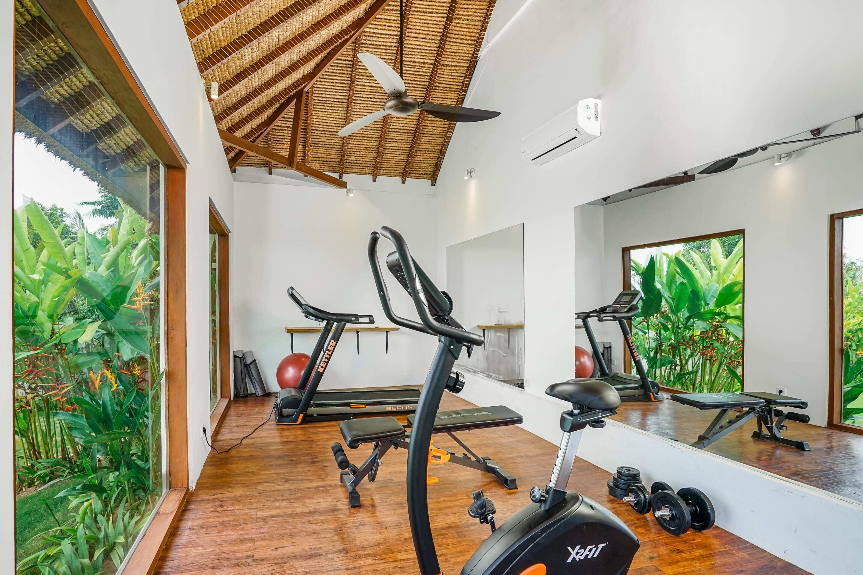 Photo - Villa Ravenala, Sumptuous 5BR Luxury Villa 10min away from Lovina in the North of Bali