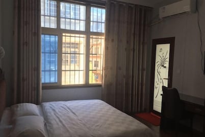 Shuangfeng Century Hotel