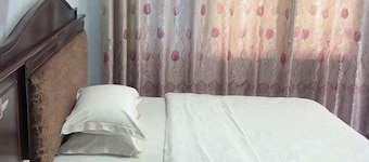 Shuangfeng Century Hotel