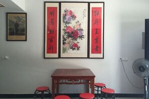 Unclassified image, 2 of 33, button - Yinxingshu Inn (Jing County)