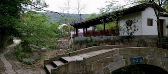 Yinxingshu Inn