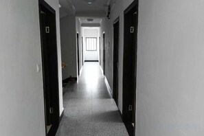 Unclassified image, 5 of 33, button - Yinxingshu Inn (Jing County)