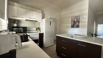 Fridge, microwave, oven, dishwasher