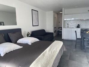 1 bedroom, WiFi, bed sheets - Completely renovated studio in Port Haliguen (quiberon)