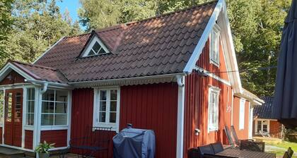 Cozy guest house "Björkedal" in southern Småland + fenced property
