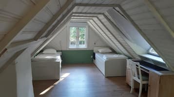 3 chambres, lit parapluie, Wi-Fi, draps fournis