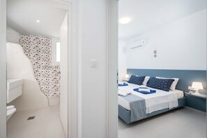 4 Schlafzimmer, Bügeleisen/Bügelbrett, Internetzugang, Bettwäsche