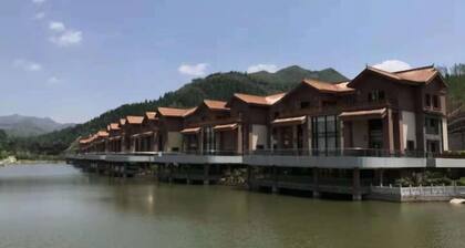 Dongmeng International Hotel