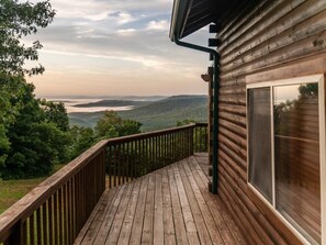 Terrace/patio - Compton Mountain Cabin w/ Big Mountain Views (Ponca)