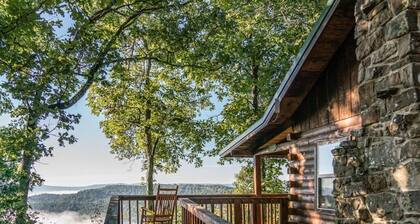 Mountain Ecstasy - Romantic Cabin w/ Beautiful View