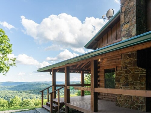 Windridge Cabin w/ Beautiful View