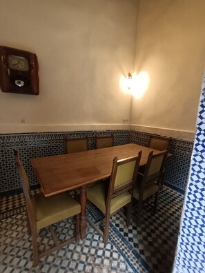 Dining - Traditional Dar in Fes Jdid 360° view terrace (Fes)