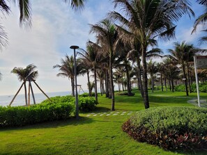 Garden - JOY Seaview Apartment in Cam Ranh Nha Trang (Cam Ranh)