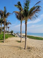 Privat strand och vit sandstrand
