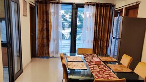Comfort Apartment | In-room dining - VistahomesBD (Dhaka)