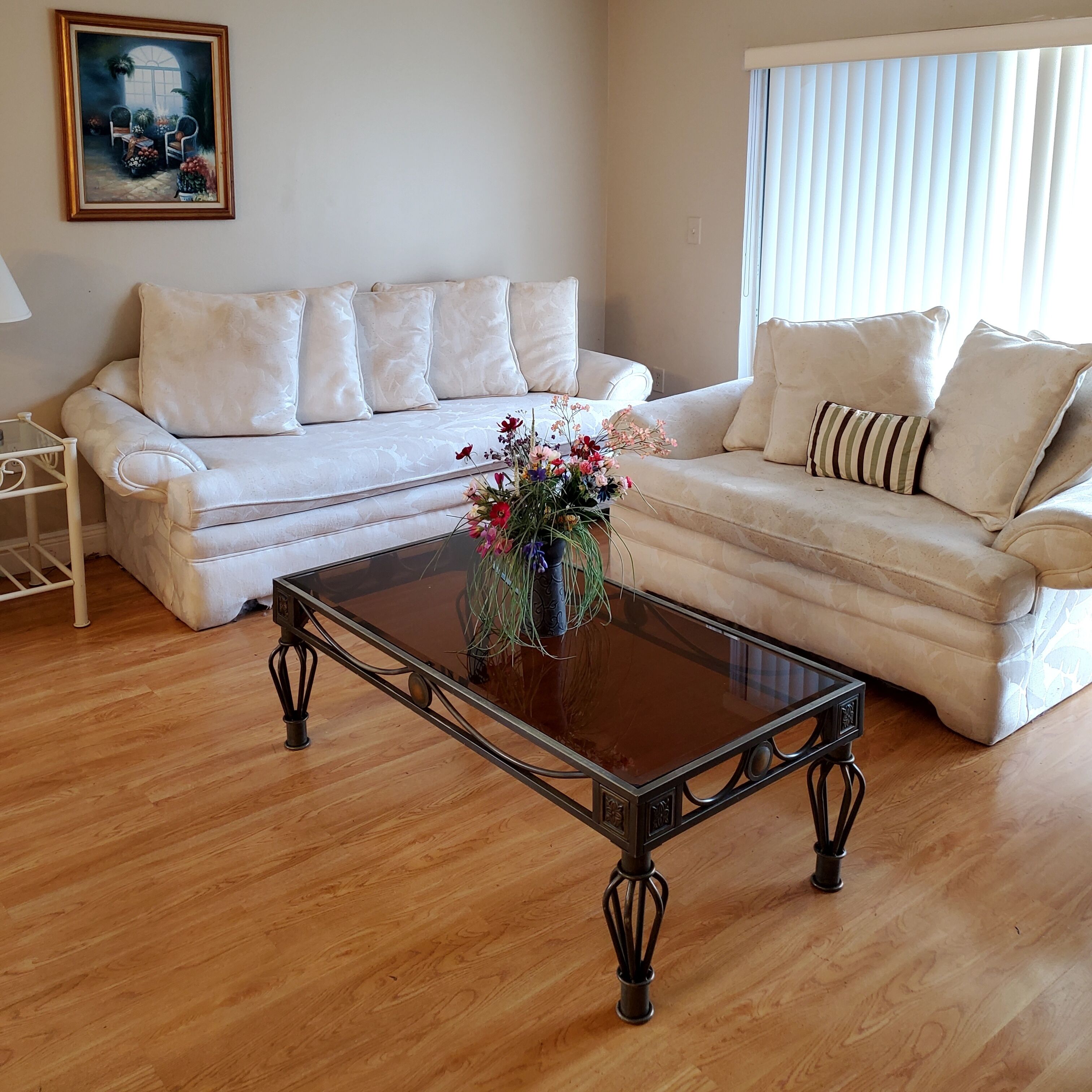 LOCATION! LOCATION! ENJOY LONG TERM RENTAL. WALK TO MOST PLACES YOU'LL NEED.