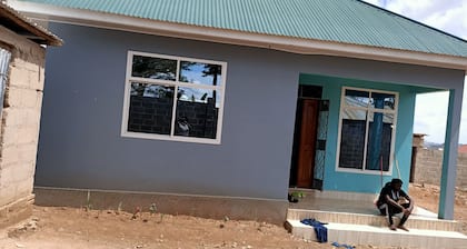 Close to Nyamhongolo Bus stand. 2 bedrooms
