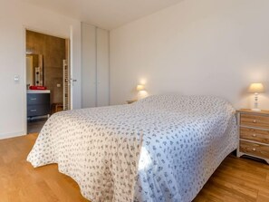 1 bedroom, internet