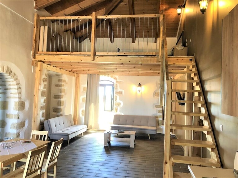 ΙNdependent Stone Apartment With Attic. - 克里特