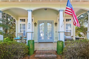 تفاصيل الفندق من الخارج