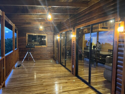 Full house with breathtaking views