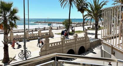 Spacious seafront apartment in the heart of Sitges