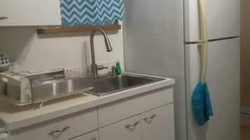 Cottage | 1 bedroom, iron/ironing board, free WiFi