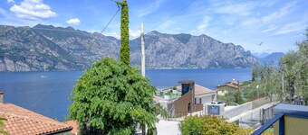 MALCESINE HOLIDAY APARTMENT