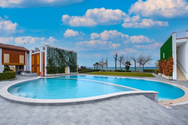 Pool - Borgo Gasparina A28 (Castelnuovo del Garda)