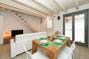 Dining - Borgo Gasparina A28 (Castelnuovo del Garda)