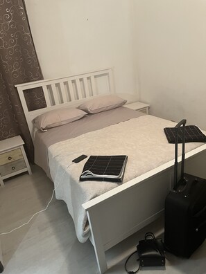 2 soverom og sengetøy