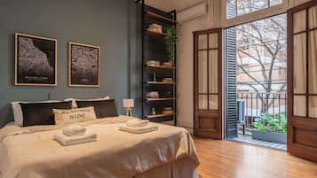 5 habitaciones, escritorio, tabla de planchar con plancha y wifi