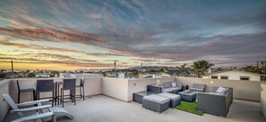 Outdoor dining - Newport Oceanview House w/ Rooftop Decks (Grover Beach)