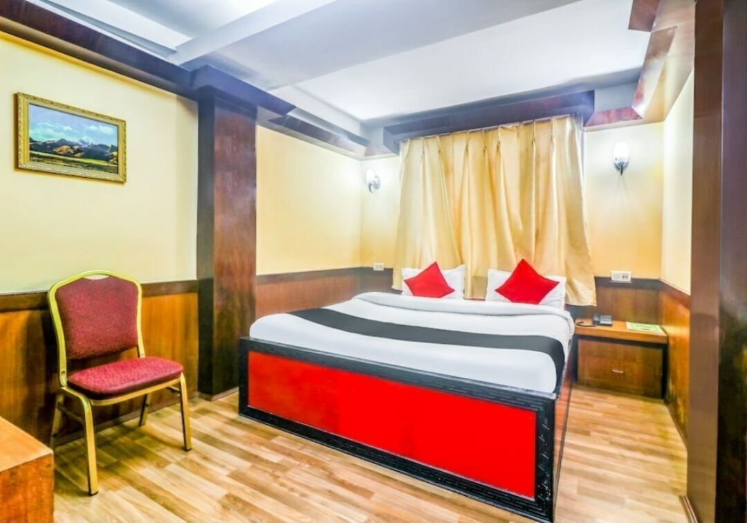 Laptop workspace, free WiFi, bed sheets