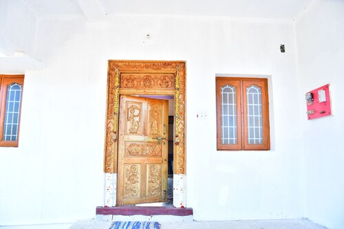 Tiru Arunachala Retreat House 