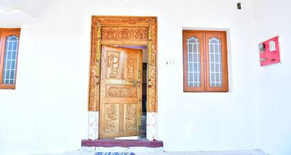 Tiru Arunachala Retreat House