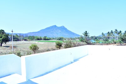Tiru Arunachala Retreat House 