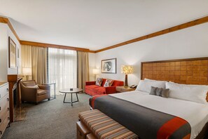 Skrivebord, strykejern/-brett, wi-fi (inkludert) og sengetøy