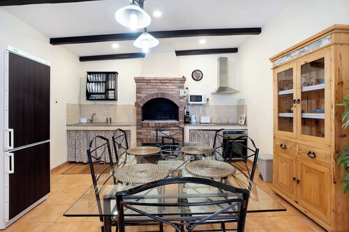 Maison de vacances 'Casa Andrea' avec vue sur la mer, terrasse privée et Wi-Fi.