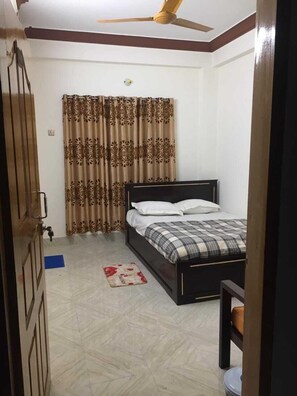 Deluxe Room | Free WiFi, bed sheets - Hotel Khan View (Sylhet)