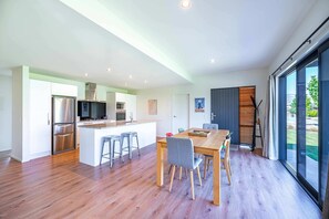 Dining - Hoheria Mountain Lodge (Wānaka)