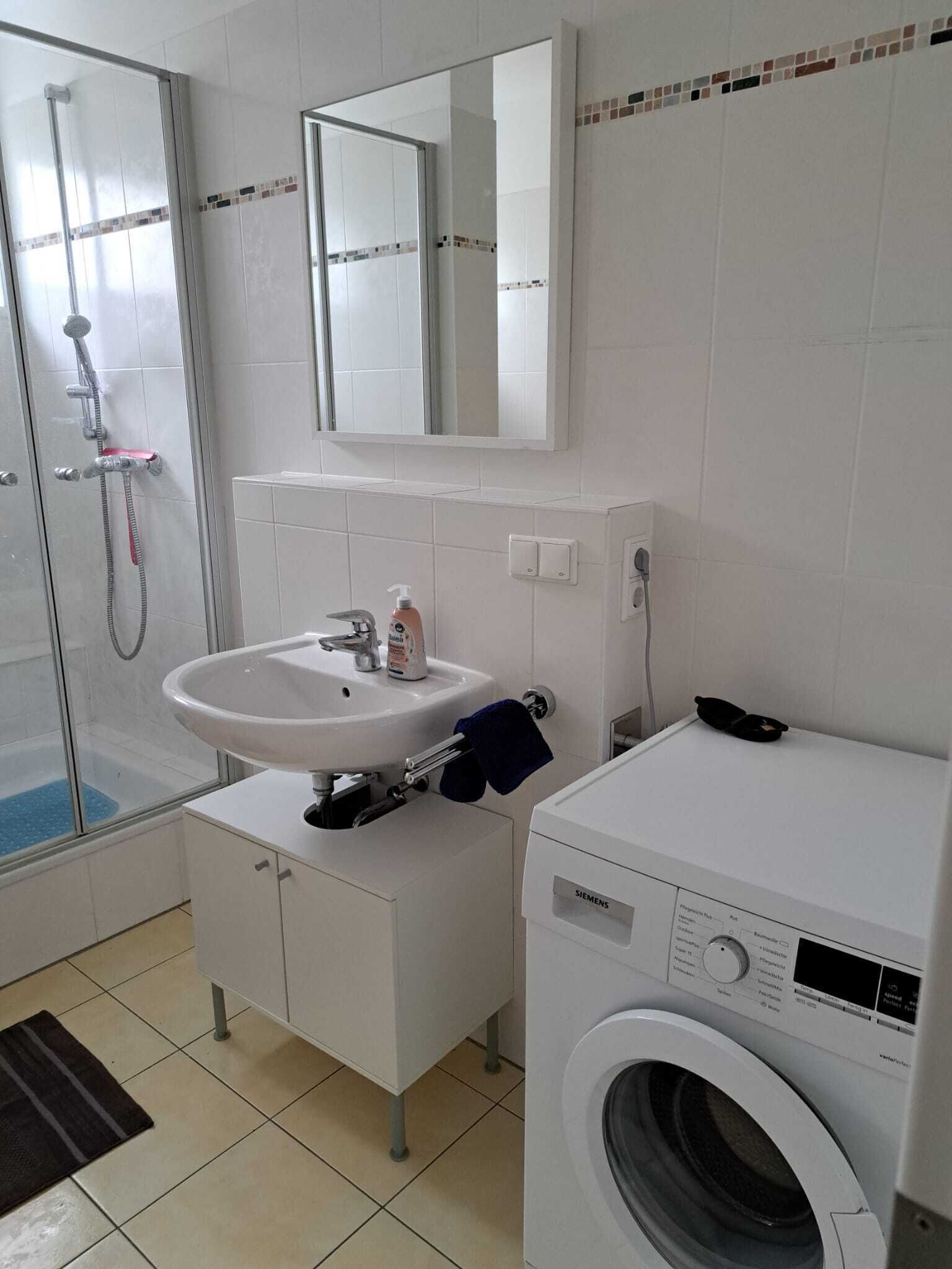 淋浴設備、風筒、提供毛巾、番梘