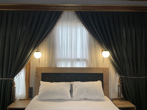 Superior Room, 1 Queen Bed, Non Smoking