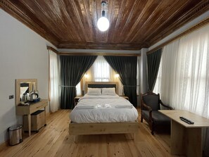 Superior-Zimmer, 1 Queen-Bett, Nichtraucher