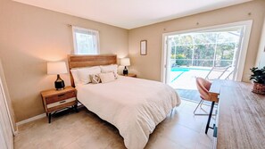 4 bedrooms, desk, iron/ironing board, travel crib