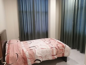 3 chambres, Wi-Fi, draps fournis